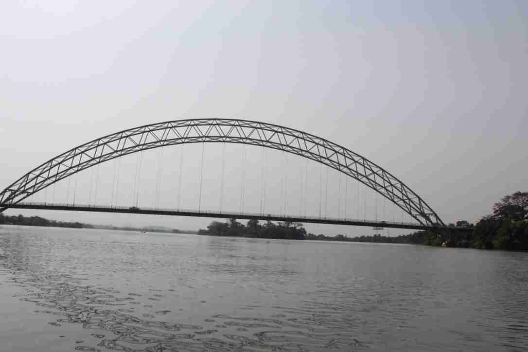 Adomi (Adome) bridge
