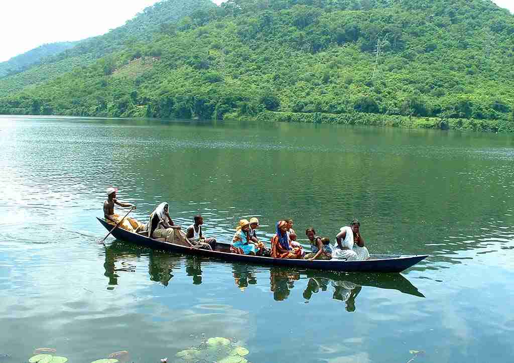 People riding canoe at the Digya National Park