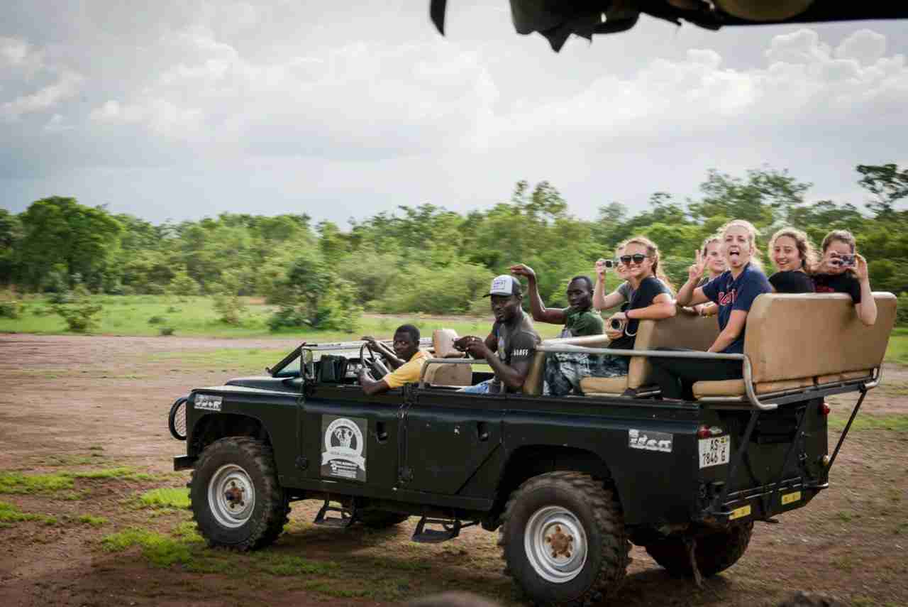 Tourists at the Mole National Park